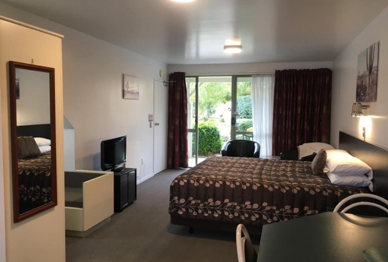 Colonial Manor Motel Cromwell Ngoại thất bức ảnh